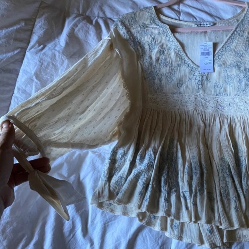 American eagle blouse